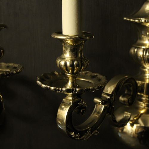 ENGLISH PAIR OF BRASS TWIN ARM ANTIQUE WALL LIGHTS - ADDITIONAL PHOTO 3