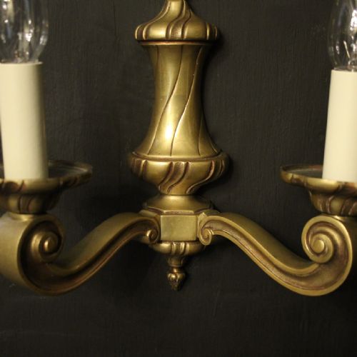 FRENCH PAIR OF BRONZE TWIN ARM ANTIQUE WALL LIGHTS - ADDITIONAL PHOTO 3