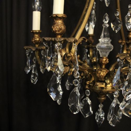 ITALIAN GILDED BRONZE CRYSTAL 8 LIGHT CHANDELIER - ADDITIONAL PHOTO 2
