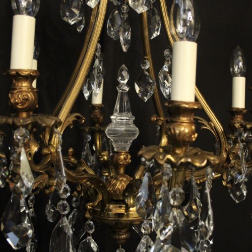 ITALIAN GILDED BRONZE CRYSTAL 8 LIGHT CHANDELIER - ADDITIONAL PHOTO 4