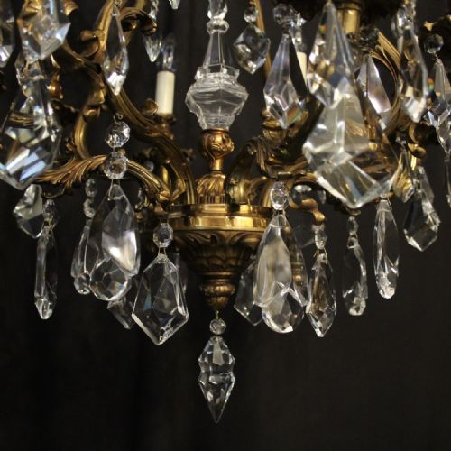 ITALIAN GILDED BRONZE CRYSTAL 8 LIGHT CHANDELIER - ADDITIONAL PHOTO 5