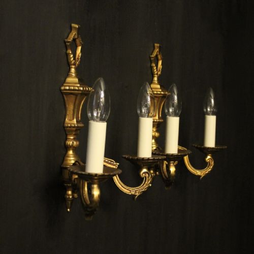 FRENCH PAIR OF GILDED BRONZE ANTIQUE WALL LIGHTS - ADDITIONAL PHOTO 9