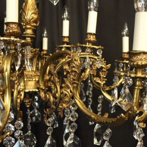 ITALIAN GILDED BRONZE CRYSTAL 15 LIGHT ANTIQUE CHANDELIER - ADDITIONAL PHOTO 6