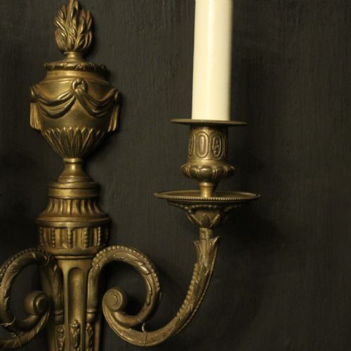 FRENCH PAIR OF BRONZE ANTIQUE WALL SCONCES - ADDITIONAL PHOTO 4