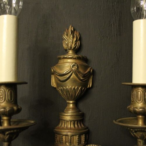 FRENCH PAIR OF BRONZE ANTIQUE WALL SCONCES - ADDITIONAL PHOTO 6