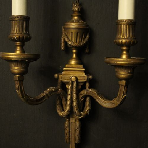 FRENCH PAIR OF BRONZE ANTIQUE WALL SCONCES - ADDITIONAL PHOTO 3