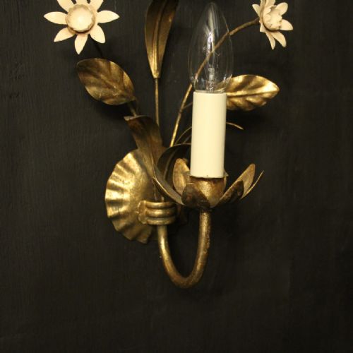 FRENCH FLORAL PAIR OF SINGLE ARM WALL LIGHTS - ADDITIONAL PHOTO 4