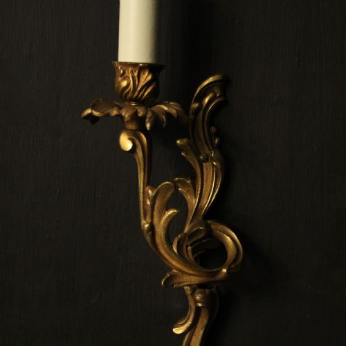 FRENCH PAIR OF GILDED SINGLE ARM ANTIQUE WALL LIGHTS - ADDITIONAL PHOTO 2