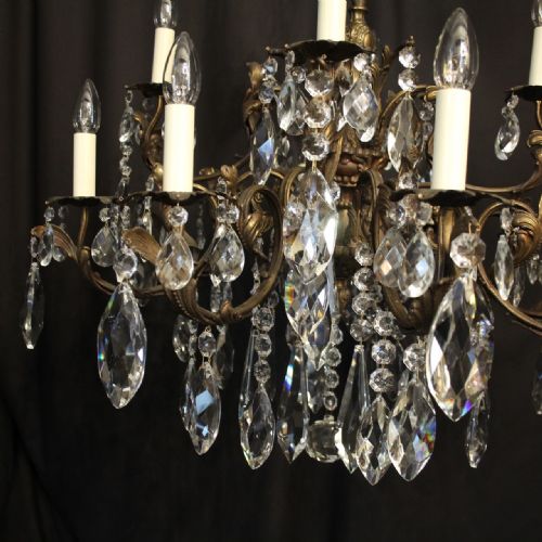 ITALIAN 12 LIGHT GILDED BRONZE ANTIQUE CHANDELIER - ADDITIONAL PHOTO 4