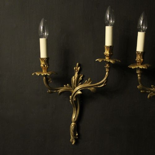 FRENCH PAIR OF GILDED BRONZE ANTIQUE WALL SCONCES - ADDITIONAL PHOTO 1