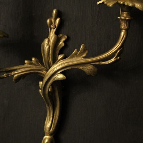 FRENCH PAIR OF GILDED BRONZE ANTIQUE WALL SCONCES - ADDITIONAL PHOTO 6
