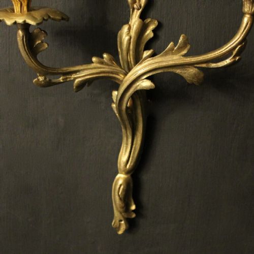 FRENCH PAIR OF GILDED BRONZE ANTIQUE WALL SCONCES - ADDITIONAL PHOTO 7