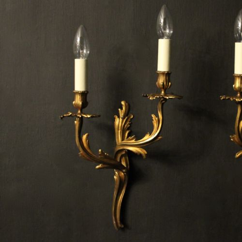 FRENCH PAIR OF GILDED BRONZE ANTIQUE WALL SCONCES - ADDITIONAL PHOTO 1