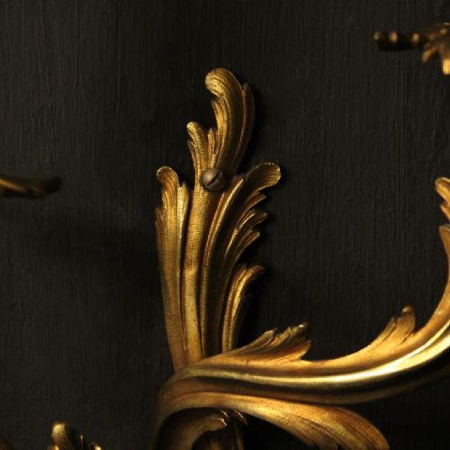FRENCH PAIR OF GILDED BRONZE ANTIQUE WALL SCONCES - ADDITIONAL PHOTO 7
