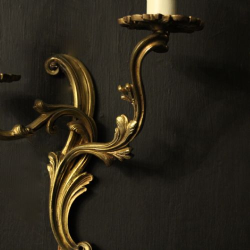 FRENCH PAIR OF GILDED TWIN ARM ANTIQUE WALL LIGHTS - ADDITIONAL PHOTO 6