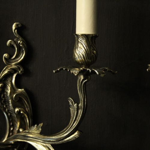 FRENCH PAIR OF BRASS TWIN ARM ANTIQUE WALL LIGHTS - ADDITIONAL PHOTO 2