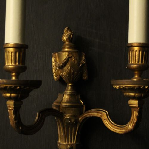 FRENCH PAIR OF BRONZE ANTIQUE WALL LIGHTS - ADDITIONAL PHOTO 2