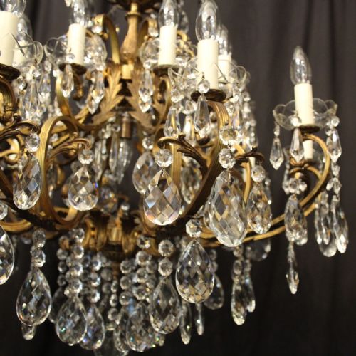 ITALIAN GILDED BRONZE CRYSTAL 21 LIGHT ANTIQUE CHANDELIER - ADDITIONAL PHOTO 4