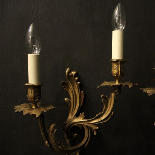 FRENCH PAIR OF BRONZE ANTIQUE WALL SCONCES - ADDITIONAL PHOTO 1