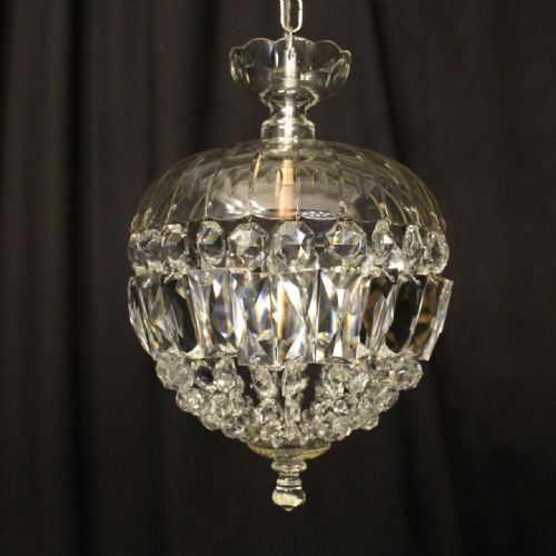 ENGLISH PAIR OF ANTIQUE CRYSTAL BAG CHANDELIERS - ADDITIONAL PHOTO 1