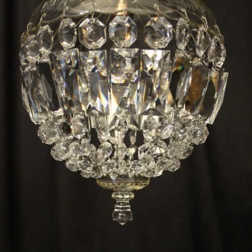 ENGLISH PAIR OF ANTIQUE CRYSTAL BAG CHANDELIERS - ADDITIONAL PHOTO 3