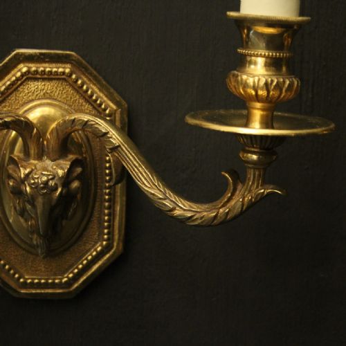 FRENCH PAIR OF GILDED BRONZE RAM HEADED WALL LIGHTS - ADDITIONAL PHOTO 2