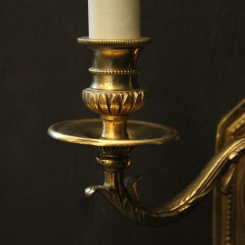 FRENCH PAIR OF GILDED BRONZE RAM HEADED WALL LIGHTS - ADDITIONAL PHOTO 3