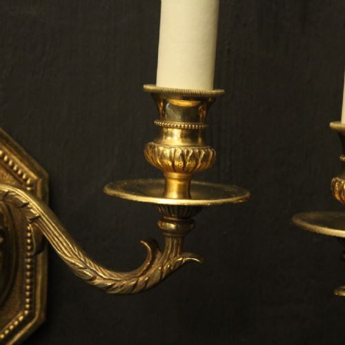 FRENCH PAIR OF GILDED BRONZE RAM HEADED WALL LIGHTS - ADDITIONAL PHOTO 5