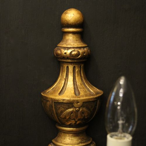 ENGLISH PAIR OF GILTWOOD TRIPLE ARM WALL LIGHTS - ADDITIONAL PHOTO 7