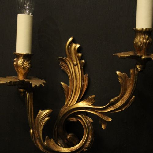 FRENCH PAIR OF BRONZE ANTIQUE WALL SCONCES - ADDITIONAL PHOTO 3