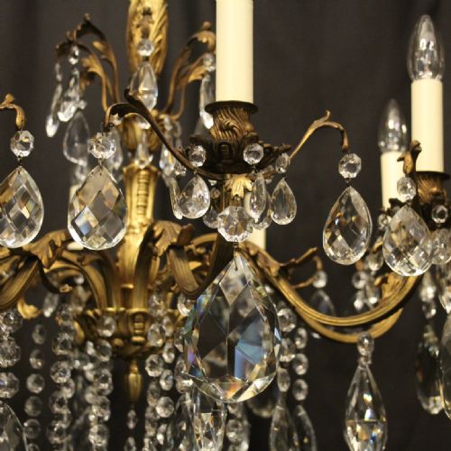 ITALIAN 8 LIGHT GILDED BRONZE CRYSTAL ANTIQUE CHANDELIER - ADDITIONAL PHOTO 2
