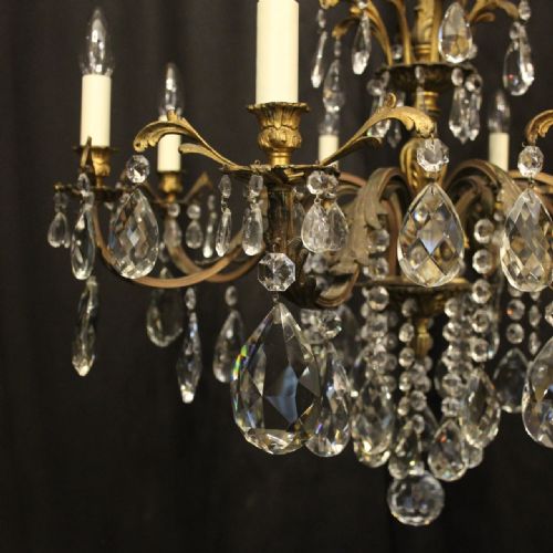 ITALIAN 8 LIGHT GILDED BRONZE ANTIQUE CHANDELIER - ADDITIONAL PHOTO 3