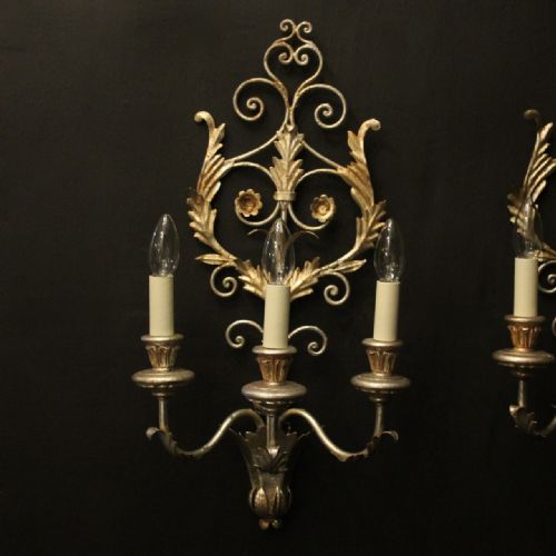 FLORENTINE PAIR OF SILVER GILDED WALL LIGHTS - ADDITIONAL PHOTO 1