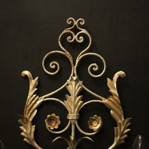 FLORENTINE PAIR OF SILVER GILDED WALL LIGHTS - ADDITIONAL PHOTO 4