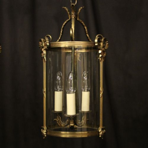 FRENCH PAIR OF TRIPLE LIGHT CONVEX ANTIQUE LANTERNS - ADDITIONAL PHOTO 1