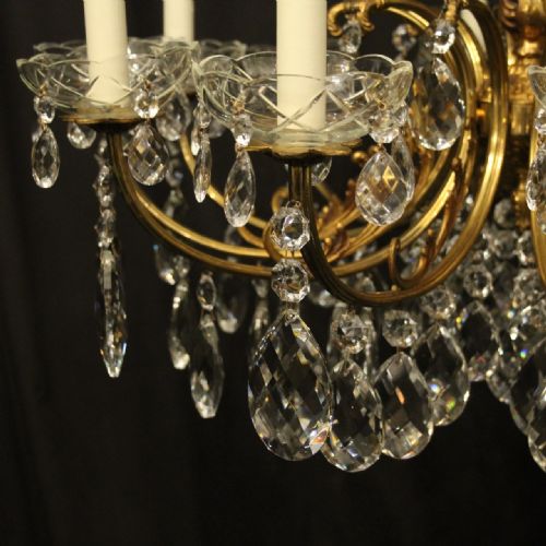 ITALIAN 12 LIGHT GILDED BRONZE CRYSTAL ANTIQUE CHANDELIER - ADDITIONAL PHOTO 3
