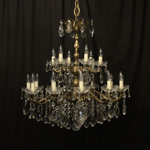 italian 18 light gilded bronze antique chandelier - CATEGORY: ANTIQUE LIGHTING - DATED 1920