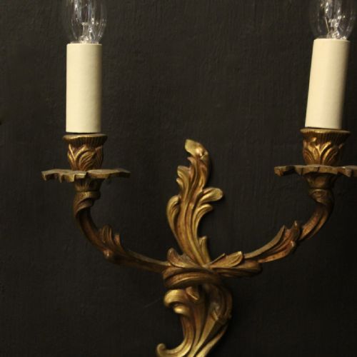 FRENCH PAIR OF GILDED TWIN ARM ANTIQUE WALL LIGHTS - ADDITIONAL PHOTO 5