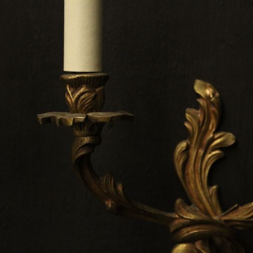 FRENCH PAIR OF GILDED TWIN ARM ANTIQUE WALL LIGHTS - ADDITIONAL PHOTO 8