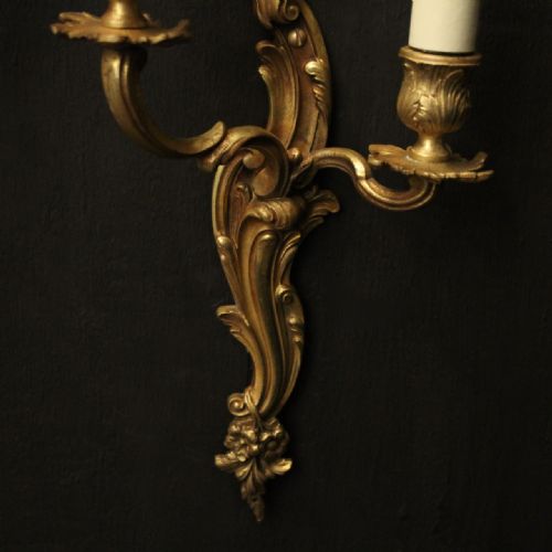 FRENCH PAIR OF GILDED TWIN ARM ANTIQUE WALL LIGHTS - ADDITIONAL PHOTO 3