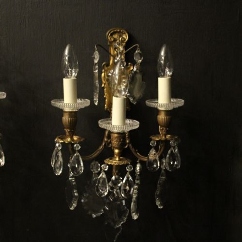 FRENCH PAIR OF GILDED BRONZE CRYSTAL SCONCES - ADDITIONAL PHOTO 1