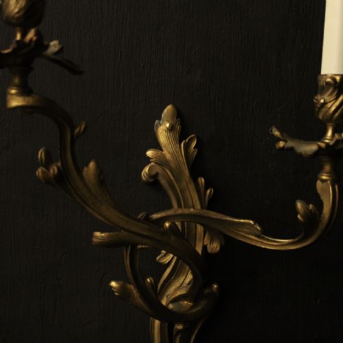 FRENCH PAIR OF BRONZE ANTIQUE WALL SCONCES - ADDITIONAL PHOTO 2