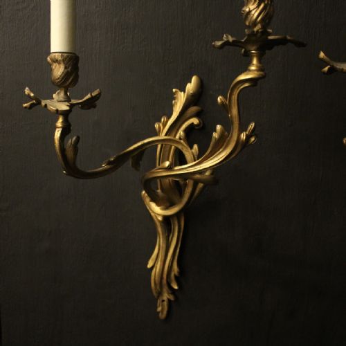 FRENCH PAIR OF BRONZE ANTIQUE WALL SCONCES - ADDITIONAL PHOTO 6