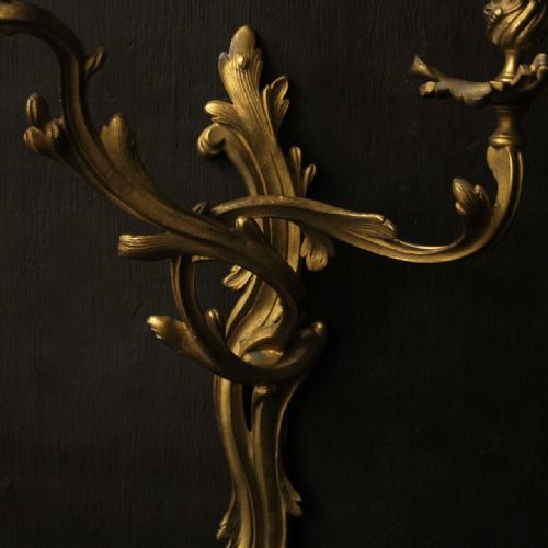 FRENCH PAIR OF BRONZE ANTIQUE WALL SCONCES - ADDITIONAL PHOTO 7