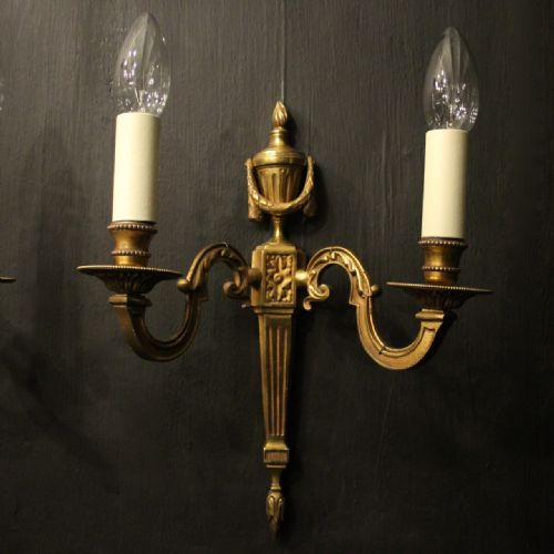 FRENCH PAIR OF GILDED BRASS ANTIQUE WALL LIGHTS - ADDITIONAL PHOTO 1