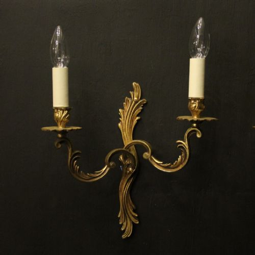FRENCH PAIR OF GILDED TWIN ARM ANTIQUE WALL LIGHTS - ADDITIONAL PHOTO 1