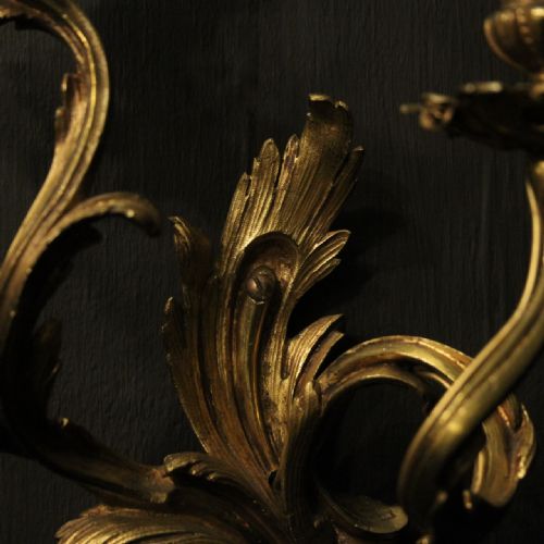 FRENCH PAIR OF BRONZE ANTIQUE WALL SCONCES - ADDITIONAL PHOTO 6