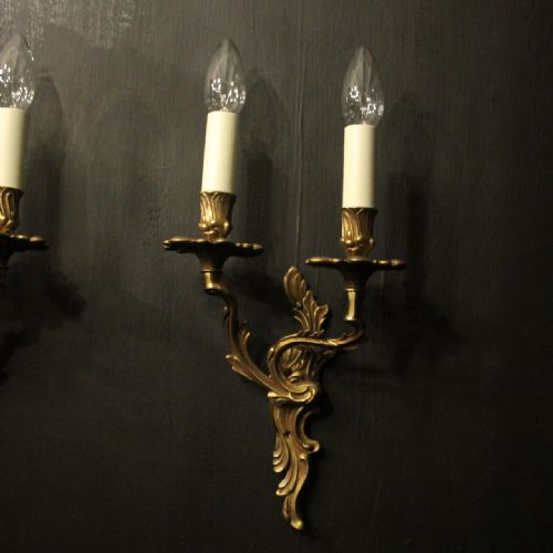 FRENCH PAIR OF GILDED BRASS WALL LIGHTS - ADDITIONAL PHOTO 1