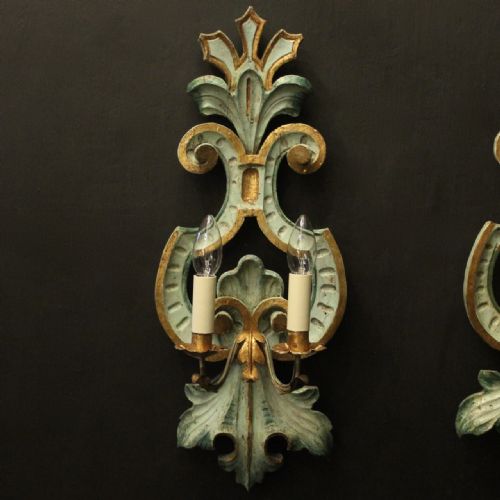 ITALIAN PAIR OF POLYCHROME ANTIQUE WALL LIGHTS - ADDITIONAL PHOTO 1