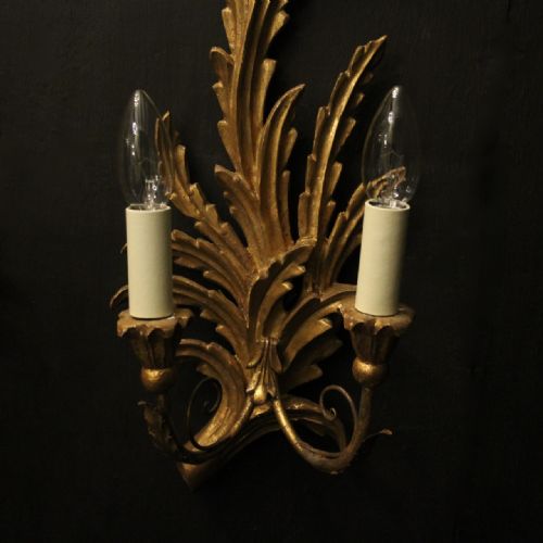 FLORENTINE PAIR OF GILTWOOD LEAF WALL LIGHTS - ADDITIONAL PHOTO 2